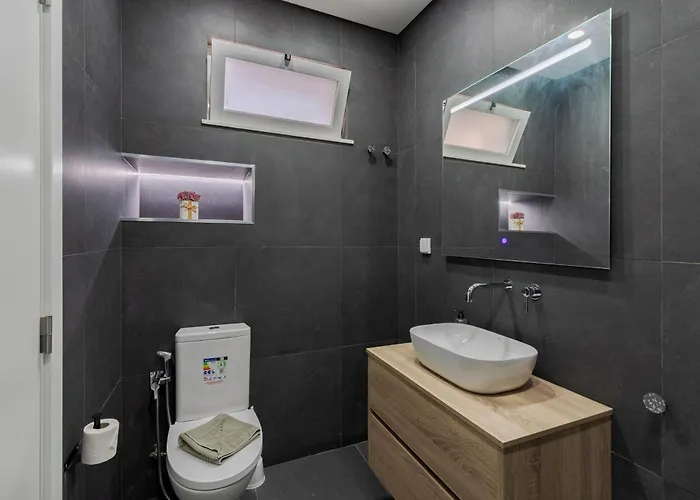 Downtown Farol アパート セトゥーバル